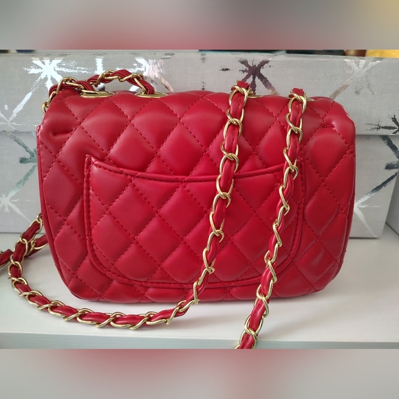 ♥️ Quilted Chain Shoulder Bag - Picture 2 of 4